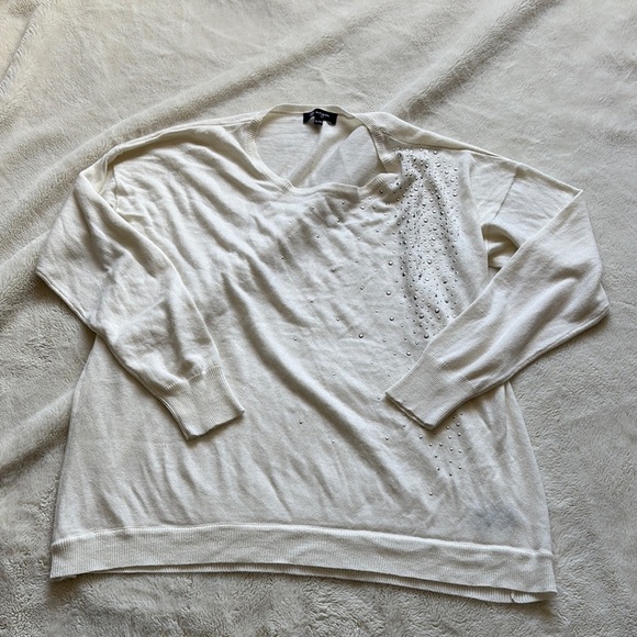 Lily Morgan Long Sleeve Metal Dealing White Top - Picture 1 of 7